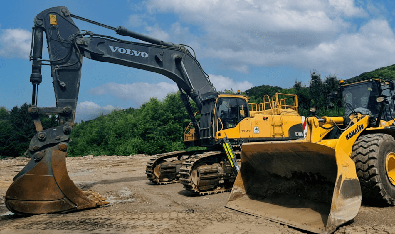 Equiptment Sales Digger